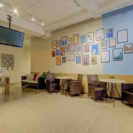 Bodo Hostel Bishkek Esterno foto
