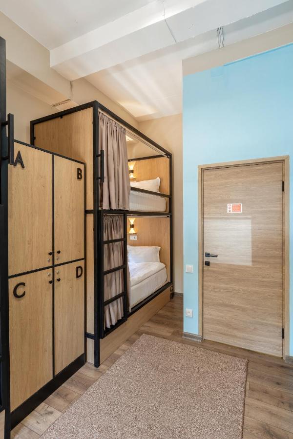 Bodo Hostel Bishkek Esterno foto
